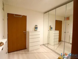 Pronájem bytu 2+kk, Praha - Čakovice, Cukrovarská, 57 m2