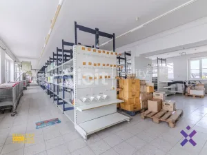 Prodej výrobních prostor, Zlín - Malenovice, třída 3. května, 3394 m2