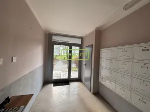 Prodej bytu 2+1, Děčín, Oblouková, 61 m2