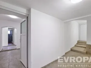 Prodej rodinného domu, Proseč, 200 m2