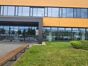 Pronájem kanceláře, Praha - Horní Počernice, Sezemická, 132 m2