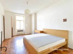 Pronájem bytu 2+kk, Praha - Žižkov, Čajkovského, 47 m2