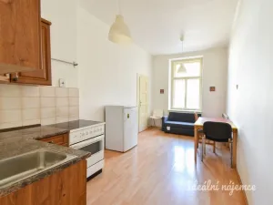 Pronájem bytu 2+kk, Praha - Žižkov, Čajkovského, 47 m2