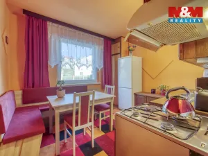 Prodej bytu 3+1, Žlutice, Pod Strání, 75 m2