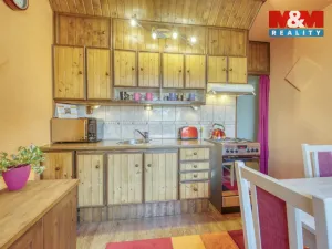 Prodej bytu 3+1, Žlutice, Pod Strání, 75 m2