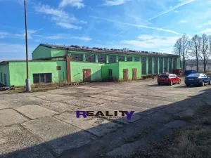 Pronájem kanceláře, Vroutek, Vidhostická, 1000 m2