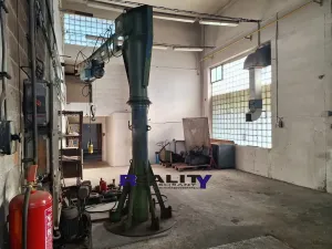 Pronájem kanceláře, Vroutek, Vidhostická, 1000 m2