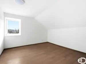 Prodej vícegeneračního domu, Koryta, 232 m2