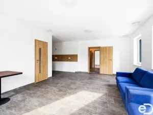 Prodej vícegeneračního domu, Koryta, 232 m2