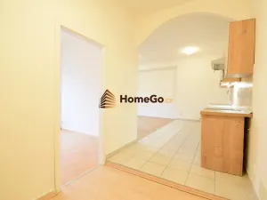 Pronájem bytu 2+kk, Praha - Nusle, U gymnázia, 57 m2