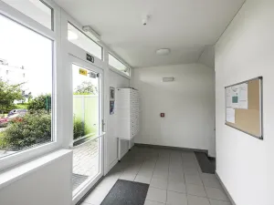 Pronájem bytu 1+kk, Praha - Uhříněves, Václava Trojana, 31 m2