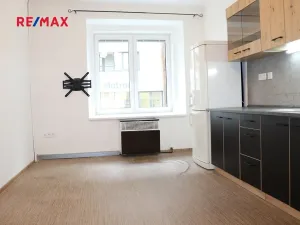 Prodej bytu 1+1, Plzeň, Jablonského, 52 m2