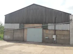 Pronájem skladu, Pardubice, 712 m2