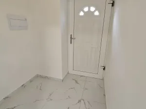 Pronájem bytu 1+kk, Teplice, U Červeného kostela, 42 m2