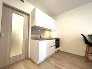 Pronájem bytu 1+kk, Praha - Libeň, Kurta Konráda, 33 m2