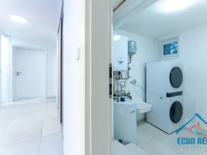 Pronájem rodinného domu, Praha, Na konečné, 224 m2