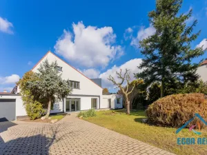 Pronájem rodinného domu, Praha, Na konečné, 224 m2