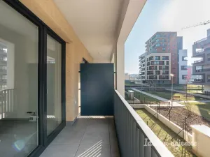 Pronájem bytu 1+kk, Praha - Hloubětín, Poděbradská, 32 m2