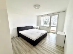 Pronájem bytu 2+1, Chomutov, Zahradní, 61 m2