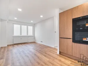 Prodej bytu 2+kk, Ostrava - Poruba, Průběžná, 45 m2