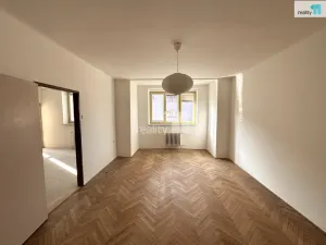 Pronájem bytu 2+1, Praha - Vršovice, U vršovického nádraží, 75 m2