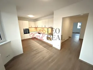 Prodej bytu 3+1, Praha - Kunratice, Hornomlýnská, 94 m2