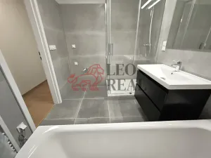 Prodej bytu 3+1, Praha - Kunratice, Hornomlýnská, 94 m2