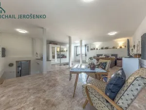 Prodej rodinného domu, Kostelec nad Černými lesy, Pražská, 361 m2