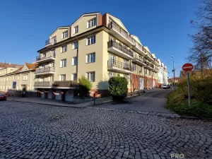 Pronájem bytu 2+kk, Praha, Benická, 80 m2