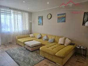 Prodej bytu 2+1, Chomutov, Holešická, 62 m2