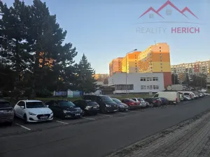 Prodej bytu 2+1, Chomutov, Holešická, 62 m2