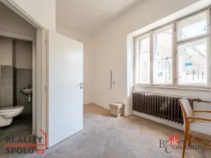 Prodej atypického bytu, Blansko, nám. Svobody, 309 m2