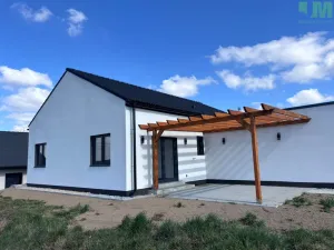 Prodej rodinného domu, Brzkov, 135 m2