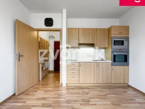 Pronájem bytu 1+1, Zlín, 2. května, 34 m2
