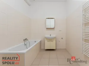 Pronájem bytu 2+kk, Skuteč, Palackého náměstí, 58 m2