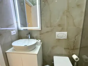 Prodej bytu 2+kk, Drač, 80 m2