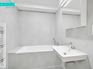 Pronájem bytu 2+kk, Olomouc - Slavonín, Topolová, 51 m2