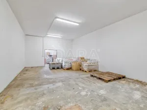 Prodej skladu, Bělotín, 1029 m2