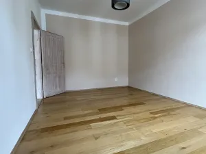 Pronájem bytu 3+1, Praha - Břevnov, Na Petynce, 65 m2