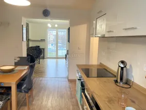 Pronájem bytu 2+1, Ostrov, Šafaříkova, 58 m2