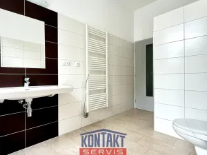 Pronájem bytu 3+1, České Budějovice, Hradební, 90 m2