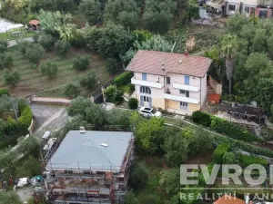 Pronájem vily, Corsanico, Itálie, Via di Casesi, 200 m2