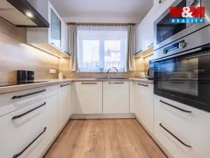 Prodej rodinného domu, Struhařov, V Domcích, 254 m2