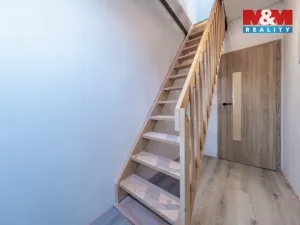 Prodej rodinného domu, Struhařov, V Domcích, 254 m2