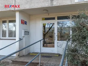 Prodej bytu 3+kk, Praha - Prosek, Vysočanská, 68 m2