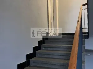 Pronájem kanceláře, Praha - Bubeneč, Jugoslávských partyzánů, 50 m2