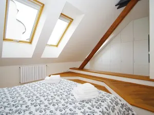 Pronájem bytu 3+kk, Praha - Nové Město, Odborů, 96 m2