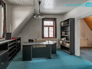 Prodej výrobních prostor, Libá, 1011 m2