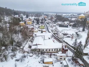 Prodej výrobních prostor, Libá, 1011 m2