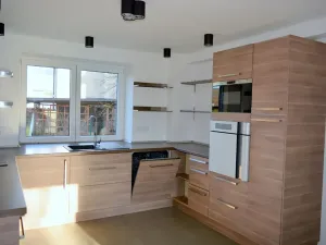 Pronájem bytu 2+1, Fryšták, Komenského, 86 m2